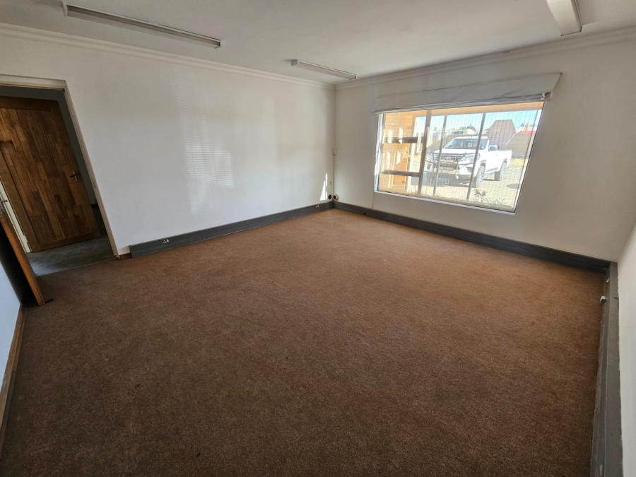 To Let commercial Property for Rent in Vaalpark Free State